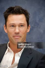 26 Photos & High Res Pictures