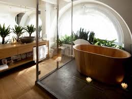 In fact, it does very well in a more modern decor scheme, where it gives a touch of elegance. Country Western Bathroom Decor Modern Architecture