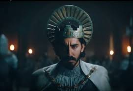 At the start of the film, gawain (who is not yet a knight, in a change from the source material) lacks those qualities. Why The Green Knight Is 2020 S Newest Must See Movie Gq