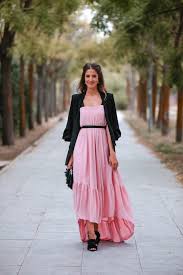 Encuentra el estilo original, un diseño muy personal y los precios y ofertas que buscas en invitaciones. 6 Soluciones Para Adaptar Tu Vestido De Invitada De Verano A Invierno Invitada Perfecta