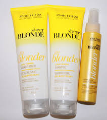 Beauty Reflections A Beauty Blog Written By A Canadian Girl With A Serious Blush Addictio Lightening Shampoo How To Lighten Hair Shampoo For Highlighted Hair