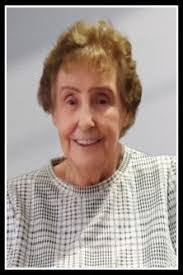 Crystal Wynne's Instagram, Twitter & Facebook