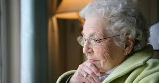 Los “mitos y verdades” sobre agosto en la salud de los adultos mayores