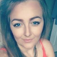 Courtney Pyle's Instagram, Twitter & Facebook