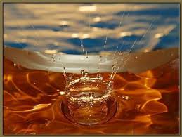 منتديات السادة الروعة في انعكاس الالوان على قطرات الماء Punch Bowls Water