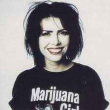 happy toni day, and good morning to toni halliday and all 10 curve fans  here, the rest of yall good morning i guess