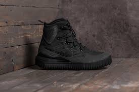 The nike air wild's come in 3 initial colourways; Men S Shoes Nike Air Wild Mid Black Black Black Anthracite