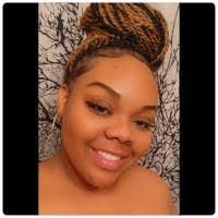 Leah Elmore's Instagram, Twitter & Facebook