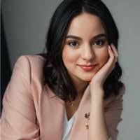 Katherine Moya's Instagram, Twitter & Facebook