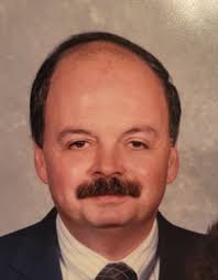 Robert Tasch's Instagram, Twitter & Facebook