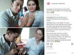 Bikinlah tuh anak surat kehilangan, bikinlah salinan ke kua, tapi buku yang asli yang pertama itu. Muncul Foto Tukar Cincin Dengan Kriss Hatta Netter Tebak Hilda Bakal Ngeles Lagi