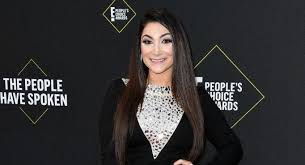 Snooki, pauly d, and mike are bringing in the most at $150,000 per episode. Jersey Shore Family Vacation Cast Salary How Much Do They Make