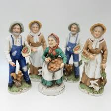 Angela and valeria, two women from noble families, set their heart on a man in the venetian crowd and decide to seduce him. Homco Accents Homco Porcelain Farmers 49 Old Man Woman Fig Poshmark