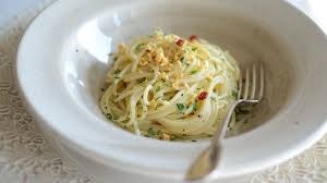 Spaghetti Aglio Olio E Peperoncino The Real Italian Recipe Italian Recipes Recipes I Love Food