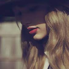 Oooookay how have i never seen this masterpiece. New Taylor Swift Red Photoshoot