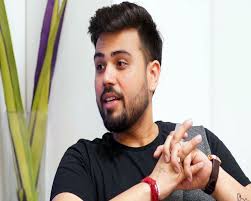 Diljaan parmar is a well known punjabi singer , was born on 31st march 1984 in patiala india. T918advtzzsy0m