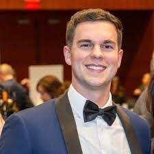 Jason Dreger's Instagram, Twitter & Facebook