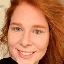 Lynn Bauman's Instagram, Twitter & Facebook