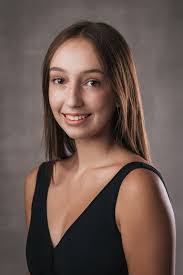 Emma Savoie's Instagram, Twitter & Facebook