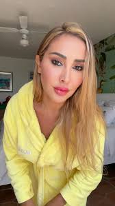 Celebrating @dabdub as a platinum sponsor for @thebabyexpodubai with  beautiful mums ❤️🐻 #baby #dabdub #babyproducts #babyshampoo #babybublebath  #nappycream #babylotion #babyoil #cleanbabyproducts #joellemardinian