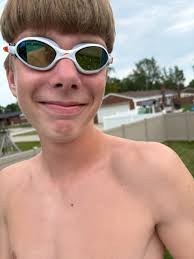 Bryson 🦭 (@bryson_3031)