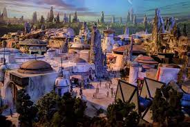 Disney Reveals Incredibly Cool Full STAR WARS LAND Model at D23 Expo! —  GeekTyrant