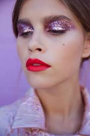 Discover 8 Disco and hair makeup ideas