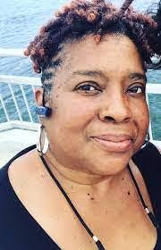 Alicia Menefee's Instagram, Twitter & Facebook