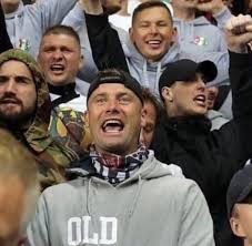 It was his established routine to pray and make the sign of the cross at the start of each half. Football Away Days On Twitter Bournemouth Goalie And Former Celtic Player Artur Boruc Leading The Chants In The Terraces With Legia Fans At Rangers Tonight Https T Co Bockijacvu Twitter