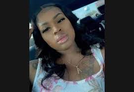 Alexis Ware's Instagram, Twitter & Facebook