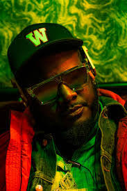 Jerome Akins's Instagram, Twitter & Facebook