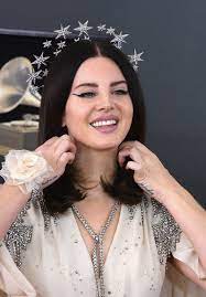 Stream tracks and playlists from lana del rey on your desktop or mobile device. Lana Del Rey Headpiece At 2018 Grammys Popsugar Beauty Middle East