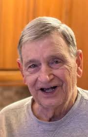 Everyone keep Sundance Head and his mother and family in your prayers! His  dad Roy Head meant the world to him. Our condolences go out to Sundance and  his mother and family.