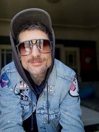 Pāluna Matte Black is our newest bold shield design that lets you push  harder, stay sharper, and perform with confidence no matter where the day  takes you. Learn more at http://bit.ly/3KqTG4x #MauiJim #