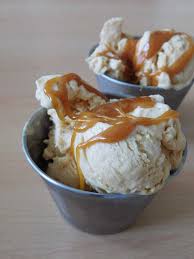 Glace Au Caramel Beurre Sale Cooking And Cakes Recette En 2020 Glace Au Caramel Creme Glacee Vegetalienne Glace Caramel Beurre Sale