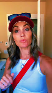 #greenscreen WE ARE NOT AMISH