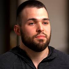 Colby Ray Cadwell thought he really ate with the screenshots to shame. Him  ex wife, but the Internet was having none of his BS. 😂