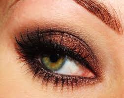 Pretty Eye Makeup For Green Hazel Eyes Love The Color For Fall Maquillage Yeux Noisettes Maquiller Yeux Verts Maquillage Yeux Verts