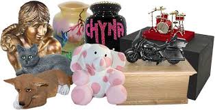 Visit our online store to browse our latest selection of cat cremation urns, shop today and take advantage of fast and free shipping. Cremation Urns Beautiful Urns For Ashes Une Belle Vie