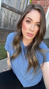 Heather Lofton's Instagram, Twitter & Facebook