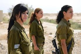 But nowadays women prove themselves bold enough of being capable to join the army in all departments. 10 Most Beautiful Female Armed Forces In The World Aanavandi Travel Blog