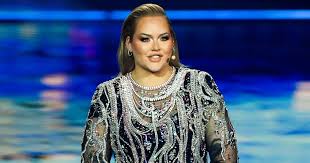 Listen to music from chantal janzen like wozel is boos. Chantal Chooses High Slit For Second Show Nikkie Wears Chain Dress And Edsilia Bright Green Show Netherlands News Live