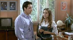 وكان أول عمل سينمائي لها فيلم سحر العيون إنتاج (2002)، وشاركها البطولة عامر منيب و حلا شيحة، ولعل أهم أعمالها السينمائية فيلم إنتاج (2004) غبي منه. ØµÙˆØ±Ø© 40 Ù…Ù† ÙÙŠÙ„Ù… Ø³Ø­Ø± Ø§Ù„Ø¹ÙŠÙˆÙ† Ù†ÙŠÙ„Ù„ÙŠ ÙƒØ±ÙŠÙ… 1 Ø¹Ø§Ù…Ø± Ù…Ù†ÙŠØ¨ Ø§Ù„Ø¯Ù‡Ù„ÙŠØ² Ù‚Ø§Ø¹Ø¯Ø© Ø¨ÙŠØ§Ù†Ø§Øª Ø§Ù„Ø³ÙŠÙ†Ù…Ø§ Ø§Ù„Ù…ØµØ±ÙŠØ© ÙˆØ§Ù„ÙÙ†Ø§Ù†ÙŠÙ†