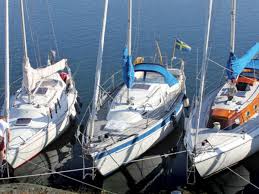 How do you anchor your boat in such a situation? Know How Expanding Your Anchoring Repertoire Sail Magazine
