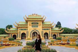 Khu du lịch sinh thái thủy châu này nằm ở 55 đt743a, bình an, dĩ bình an, bình dương. Tour Du Lá»‹ch Láº¡c Cáº£nh Ä'áº¡i Nam VÄƒn Hiáº¿n 1 Ngay