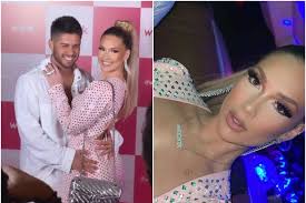 Virgínia fonseca é uma influencer, atriz e youtuber americana nascida em connecticut em 6 de abril de 1999. Uqcksx0x3zsb6m