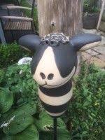 Gartenstele Schaf Mimi Mit Bildern Gartenschmuck Topfblumen Tonskulpturen