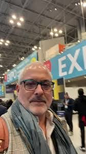 Gordon Couch's Instagram, Twitter & Facebook