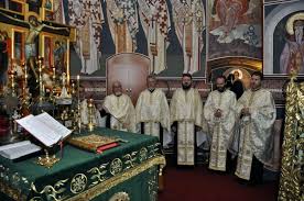 SfinÅ£ii Arhangheli Mihail Gavriil Si Rafail CinstiÅ£i In Duh De RugÄƒciune La Biserica SfinÅ£ii Voievozi Rosca Parohia Talpalari