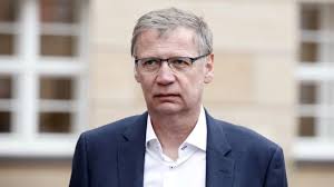 Tomkes größte leidenschaft sind autos. Olg Koln Zum Krebs Clickbait Mit Gunther Jauch